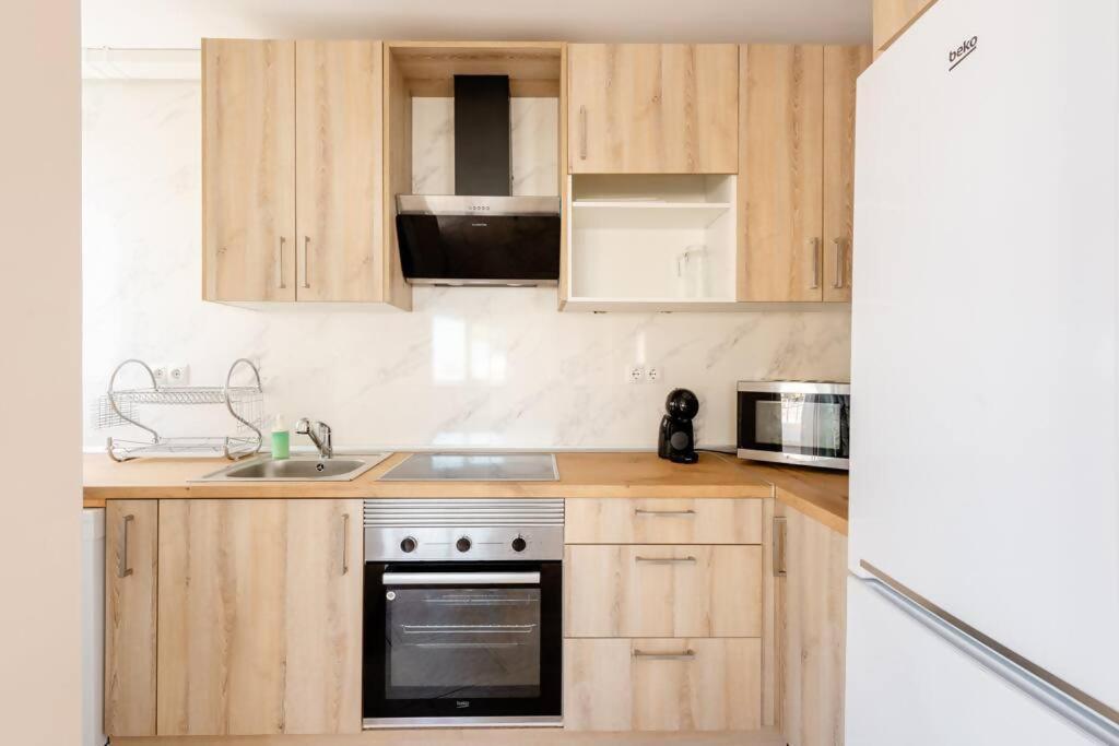 Apartmán Amplio Con Vistas Al Mar Y Piscina En Benalmádena Exteriér fotografie
